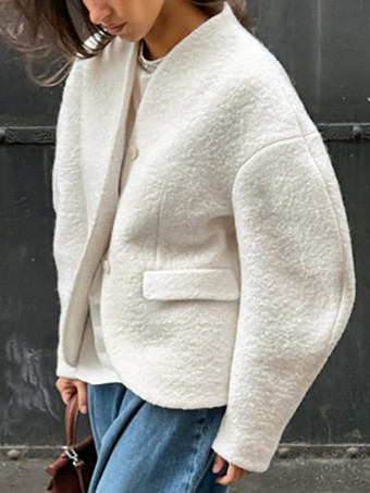 ホワイトブークレ素材のレディースショートジャケット - エレガントなVネック、パフスリーブ、スリムフィットのアウター - フレンチシックな春の装い 2026