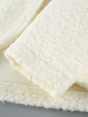 ホワイトブークレ素材のレディースショートジャケット - エレガントなVネック、パフスリーブ、スリムフィットのアウター - フレンチシックな春の装い 2026