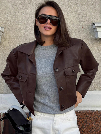 ディープブラウンブラウンのフェイクレザー製レディースクロップドジャケット - レトロなラペルボタンアップのボックスシルエットトップス - ストリートカジュアル春コーデ2026