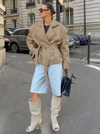 カーキ色のベルト付きウエストレディースショートトレンチコート - シックなダブルブレストジャケット - オールドマネー風春の装い 2026