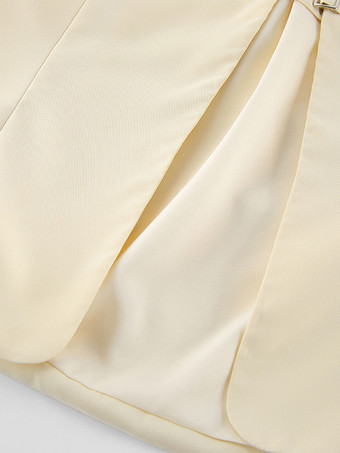 バターイエローのレディースクロップドブレザー - エレガントなバックルフロントラウンドネックジャケット - スリムフィットデートナイトコーデ2026