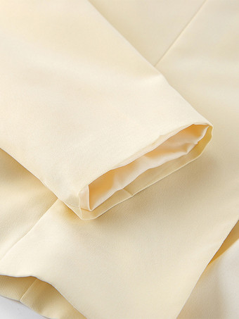 バターイエローのレディースクロップドブレザー - エレガントなバックルフロントラウンドネックジャケット - スリムフィットデートナイトコーデ2026