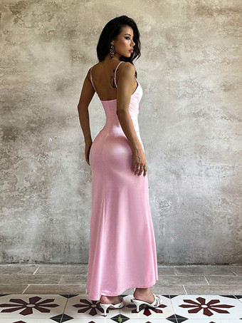 パステルピンクのコケットスリップドレス（女性用） - リボン付きミディ丈キャミソールガウン - 2026年春のデートナイトコーデ