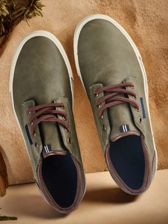 グリーンのカジュアルシューズ メンズ ラウンドトゥ レースアップシューズ