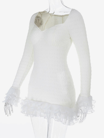 テクスチャードミニドレス（女性用） - クリームホワイト、コケット風、フリルカフ、ボディコン - 夏のビーチデートナイト 2026