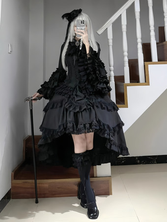 黒のゴシックロリータドレス、フリル付きトランペットスリーブ、長袖フリルロリータドレス