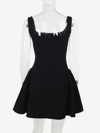 パールトリムミニドレス（レディース） - ブラックのエレガントなスクエアネックAラインスケータードレス - 2026年春のカクテルパーティー