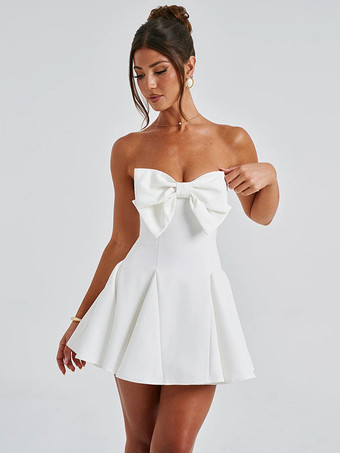 コケットボウドレス（女性用） - ストラップレスハートネックAラインミニドレス - 夏の誕生日パーティー2026