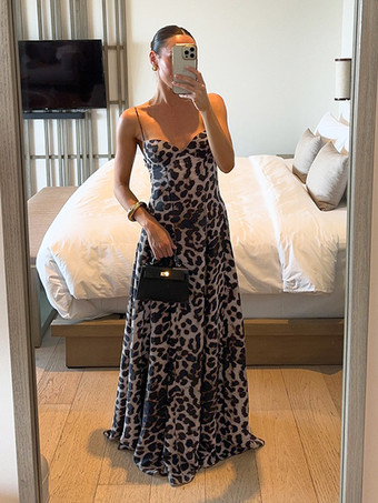 ヒョウ柄マキシ丈サマードレス（女性用） - アニマルプリントのセクシーなスパゲッティストラップフレアロングドレス - 2026年夏のビーチバケーション