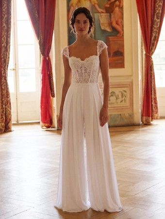 ホワイトブライダルジャンプスーツ レースアップリケ フロア丈ジャンプスーツ デザインネックライン 半袖 ナチュラルウエスト アイボリー