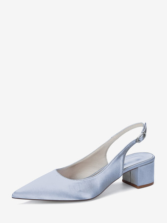 シルバー サテンのウェディングシューズ、チャンキーヒール、ポインテッドトゥ、スリングバックパンプス