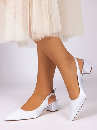 サテンのウェディングシューズ、チャンキーヒール、ポインテッドトゥ、スリングバックパンプス