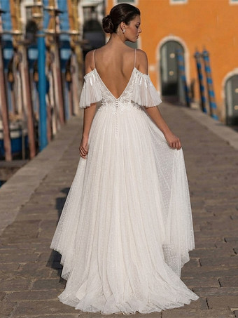 ボヘミアン風ウェディングドレス　チュールレース　Aライン　トレーン付き　ナチュラルウエスト　ファスナー　半袖　Vネック　アイボリー