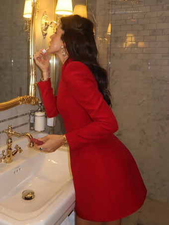 キーホールネックミニドレス（レディース） - レッド、エレガントなパッド入りショルダー、長袖、スリムフィット、ボディコン - 春のデートナイト 2026