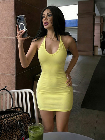 レーサーバックリブミニドレス（レディース） - ミニマルな背中開きVネックボディコン - 2026年夏のビーチクラブコーデ