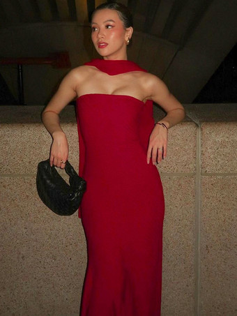 ミニマルなスカーフネックのストラップレスドレス（女性用） - エレガントなマーメイドマキシガウン - 2026年春のフォーマルなイブニングガラ