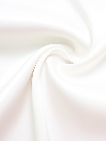 ホワイトサテンのレディースマキシドレス - エレガントなシルクスタイルのカウルネック、背中開き、ノースリーブのガウン - 夏のイブニングパーティー、プロム、2026年