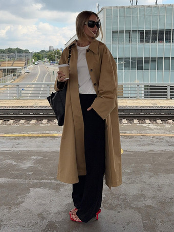 クラシックなロングトレンチコート（レディース） - カーキ色のミニマルなシングルブレストのリラックスフィットダストコート - 春のオフィスからディナーまで活躍するアウターウェア 2026