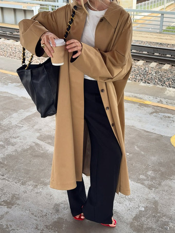 クラシックなロングトレンチコート（レディース） - カーキ色のミニマルなシングルブレストのリラックスフィットダストコート - 春のオフィスからディナーまで活躍するアウターウェア 2026