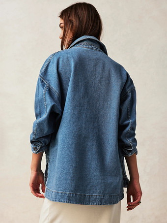 レディース用オーバーサイズデニムジャケット - ミディアムウォッシュ ボーイフレンドフィット サイドスリット トラッカーコート - 2026年春のデイリーストリートウェア