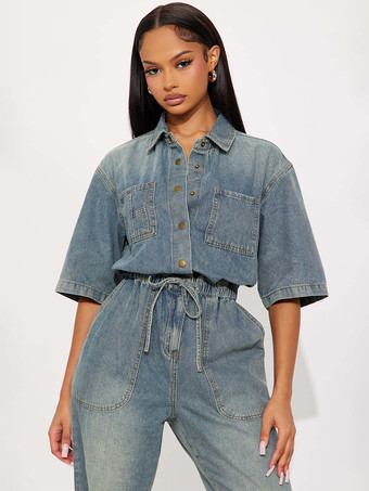 ストレッチウォッシュドデニムジャンプスーツ（レディース） - ライトブルー、ドローストリングウエスト、サイドスリット、ワイドレッグ、カーゴロンパース - サマーストリートウェア2026