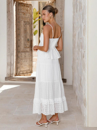 アイレットコットンツーピースセット（レディース） - ホワイトボヘミアンキャミソールとティアードマキシスカート - サマービーチパーティー2026