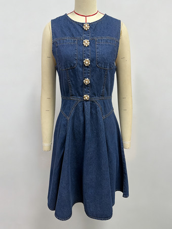 レディース用ノースリーブミニデニムドレス - ミディアムブルー Y2K フラワーボタン フィット＆フレア ジーンズ プリーツ サンドレス - サマーカジュアルパーティ 2026