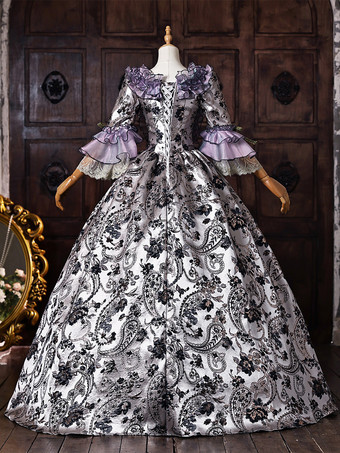 紫色のヴィクトリアン・ロココ調ドレス、花柄プリント、フリル飾りのボールガウン、ヴィンテージドレス