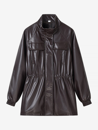 ブラウンレディース用フェイクレザーサファリジャケット - ドローストリングウエスト、ハイネック、カーゴポケット付きミディコート - 2026年春のシックなストリートウェア