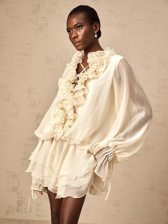 フリルレイヤードミニドレス（レディース） - ボヘミアン風ランタンスリーブフラワーVネックスケータードレス（ショートパンツ付き） - 2026年春のパーティー