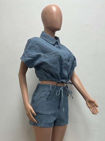 レディース用ワッフルデニム2点セット - ブルーの半袖タイフロントクロップトップとショートパンツのセットアップ - 2026年夏のカジュアルコーデ