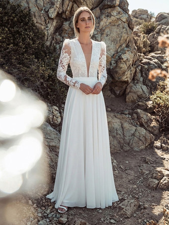 アイボリー ボヘミアン ウェディングドレス シフォン Aライン トレーン付き ウェディングドレス 機能ボタン 長袖 Vネック