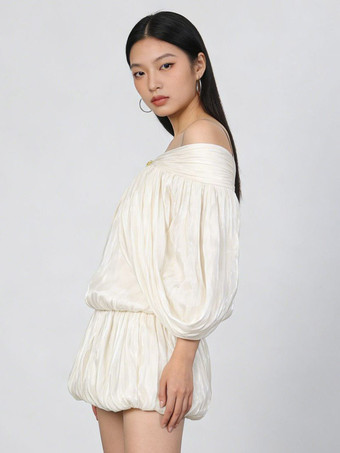クリーム色のオフショルダーフリルミニドレスセット（女性用）ロマンティックシック