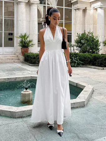 Chic Fitted White Gown With V Neckline Perfect For Summer Events