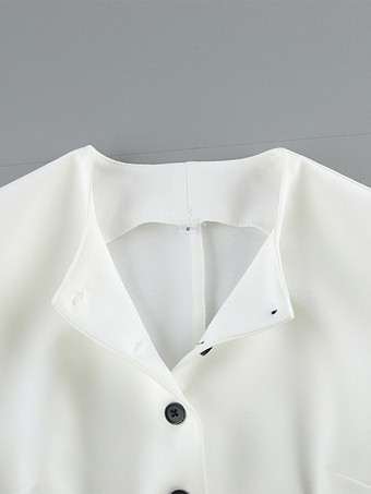 Ensemble deux pièces : boutons blancs col rond chic jupe sans manches.