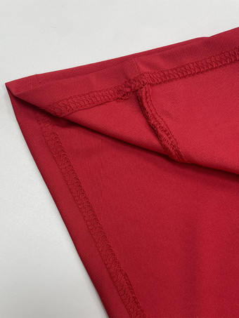 Ensemble deux pièces rouge chic streetwear : jupe plissée sans manches dos nu à bretelles
