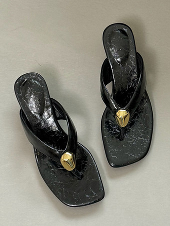 Sandales à talons compensés et détails métalliques pour femmes