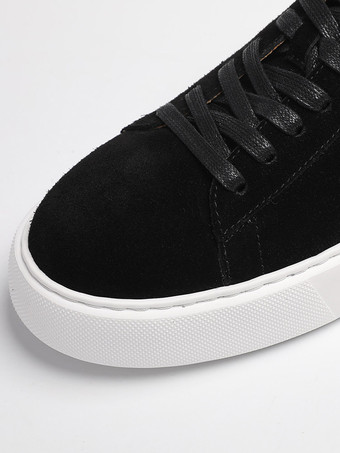 Baskets décontractées noires en daim de vachette bout rond lacets style skate