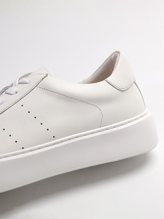 Baskets blanches de skate à bout rond patchwork lacets chaussures décontractées