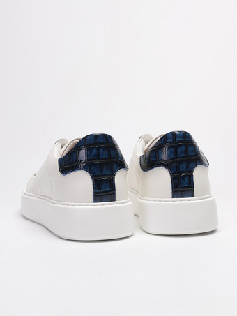 Baskets blanches de skate à bout rond patchwork lacets chaussures décontractées