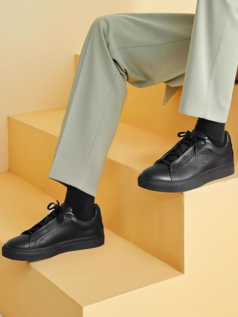 Chaussures décontractées pour hommes chaussures de skate noires à bout rond et lacets
