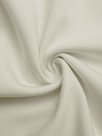 Robe longue dos nu plissée à nœuds sans manches épaules dénudées couleur écru et blanc doux idéale pour une soirée romantique.