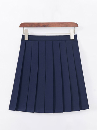Ensemble Lolita JK d'uniforme scolaire japonais composé d'un t-shirt à manches courtes bleu marine et d'une jupe.