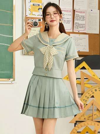 Menthe VerteEnsemble Lolita JK d'uniforme scolaire japonais : chemise marinière vert menthe à manches courtes et jupe courte.