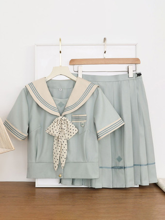 Ensemble Lolita JK d'uniforme scolaire japonais : chemise marinière vert menthe à manches courtes et jupe courte.