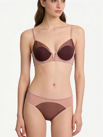 Ensemble soutien-gorge et culotte deux pièces rose fuchsia découpé