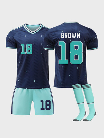 N.18Maglia da trasferta n. 18 MARRONE della nazionale di calcio tedesca 2026 maniche corte completo sportivo a 3 pezzi per adulti e bambini.