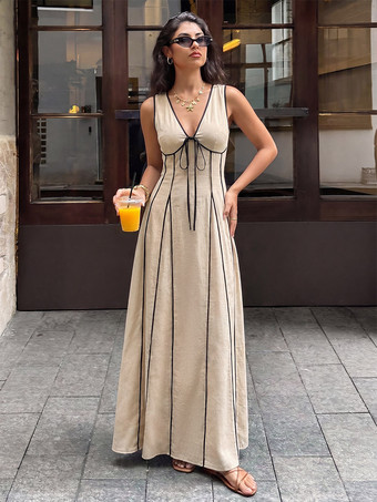Robe longue d'été fluide à col en V sans manches bicolore chic à lacets idéale pour les vacances.
