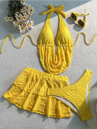 Ensemble bikini deux pièces à col halter et jupe à volants texturée