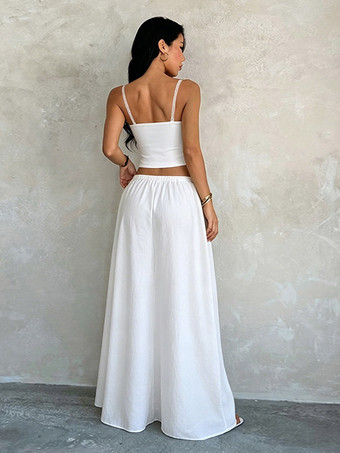 Weißes bauchfreies Camisole-Top mit Spitzenbesatz Kordelzug und weitem Maxirock – zweiteiliges Urlaubsoutfit